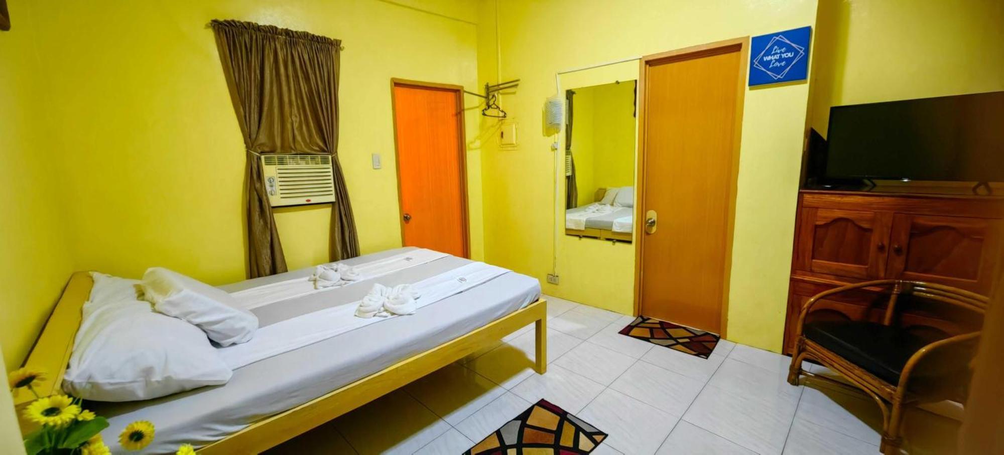Las Residencias Bed And Breakfast Puerto Princesa Buitenkant foto