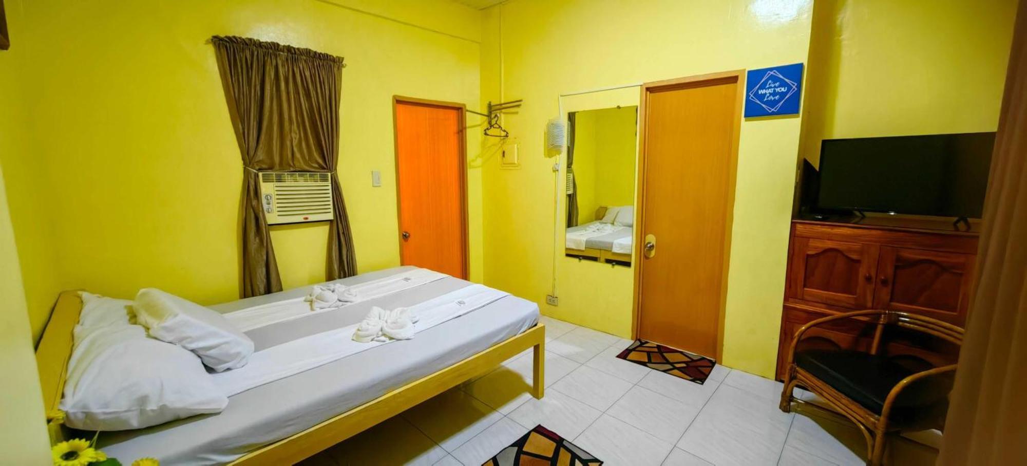 Las Residencias Bed And Breakfast Puerto Princesa Buitenkant foto
