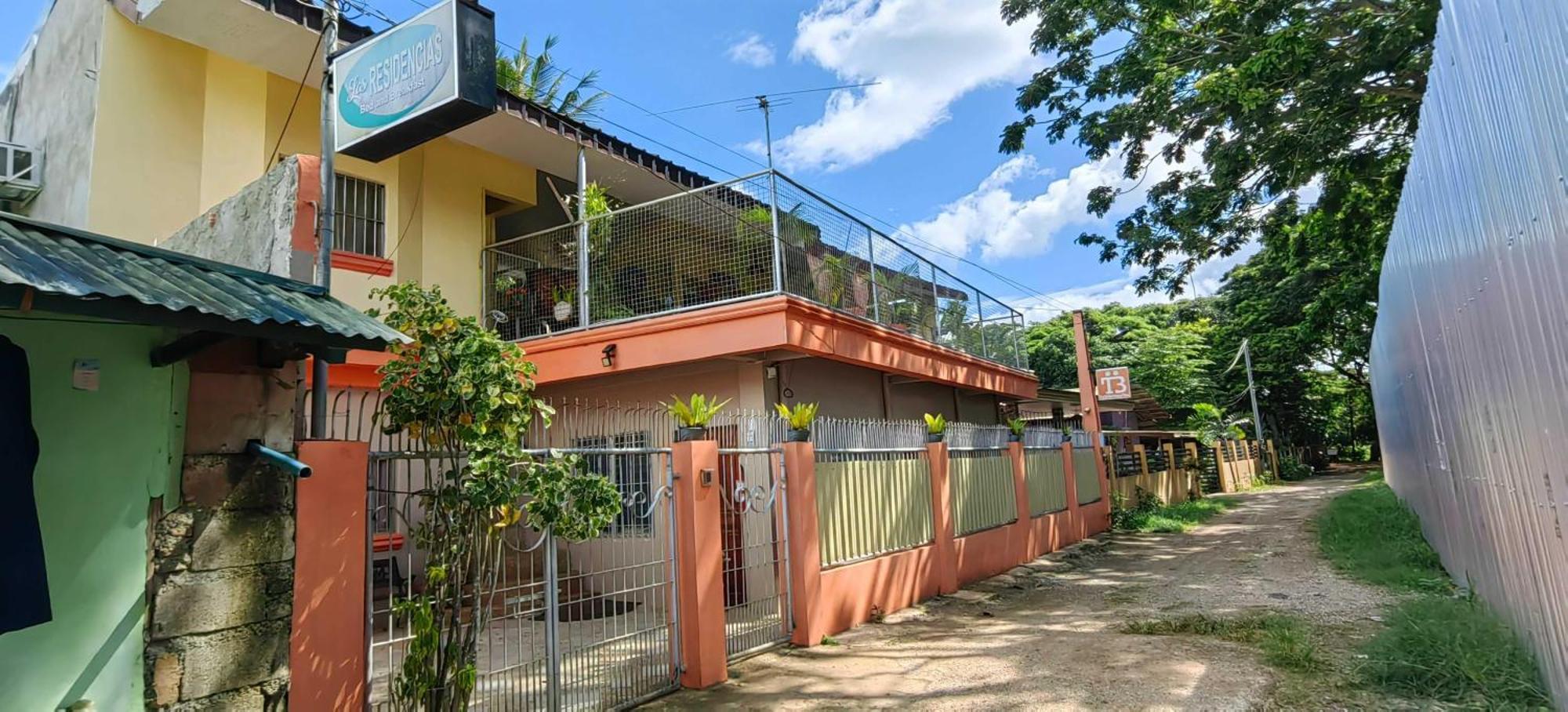 Las Residencias Bed And Breakfast Puerto Princesa Buitenkant foto