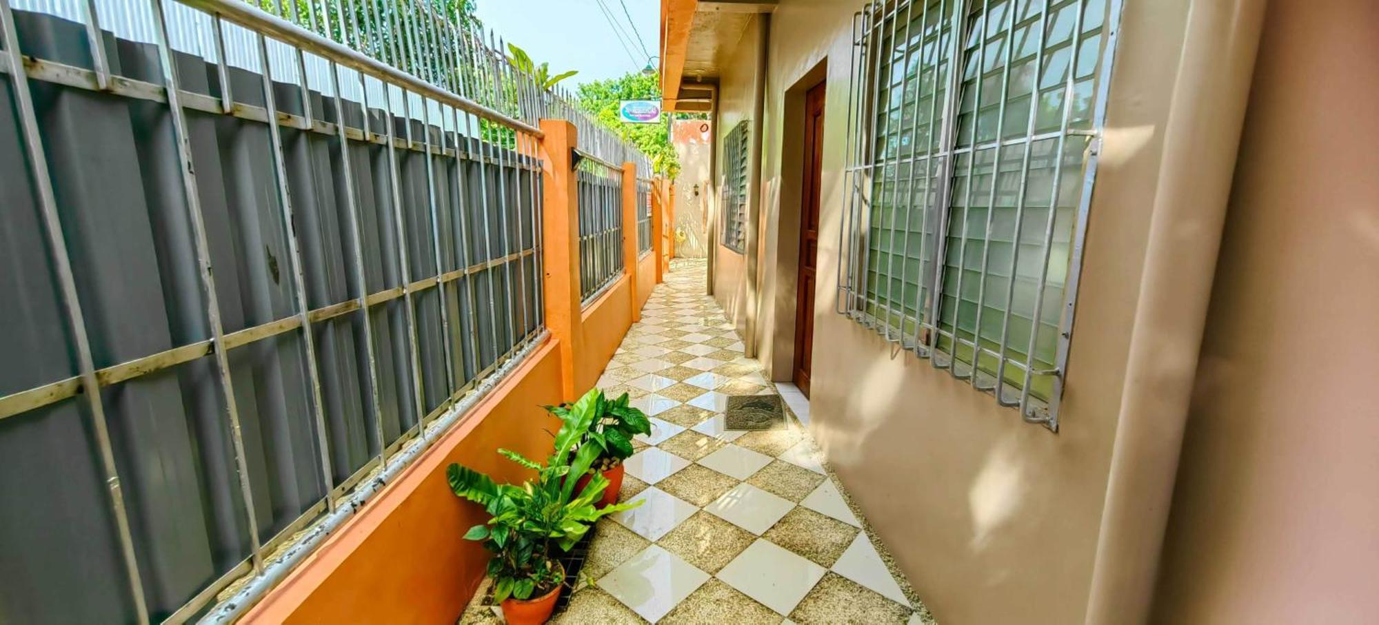 Las Residencias Bed And Breakfast Puerto Princesa Buitenkant foto