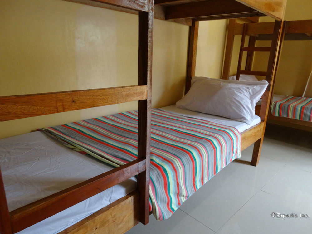 Las Residencias Bed And Breakfast Puerto Princesa Buitenkant foto