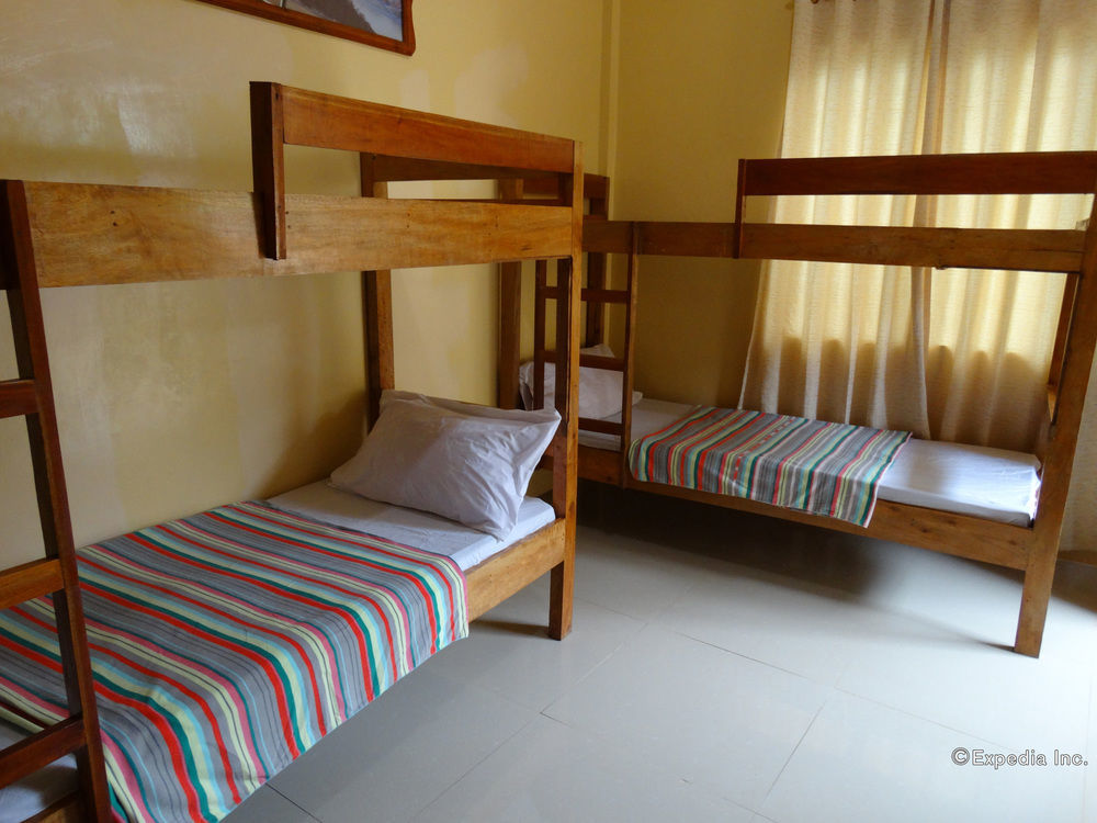 Las Residencias Bed And Breakfast Puerto Princesa Buitenkant foto