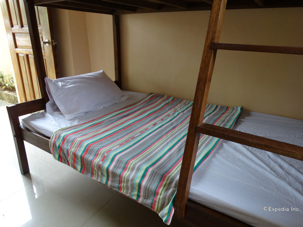 Las Residencias Bed And Breakfast Puerto Princesa Buitenkant foto