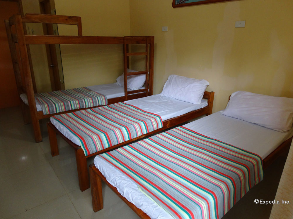 Las Residencias Bed And Breakfast Puerto Princesa Buitenkant foto